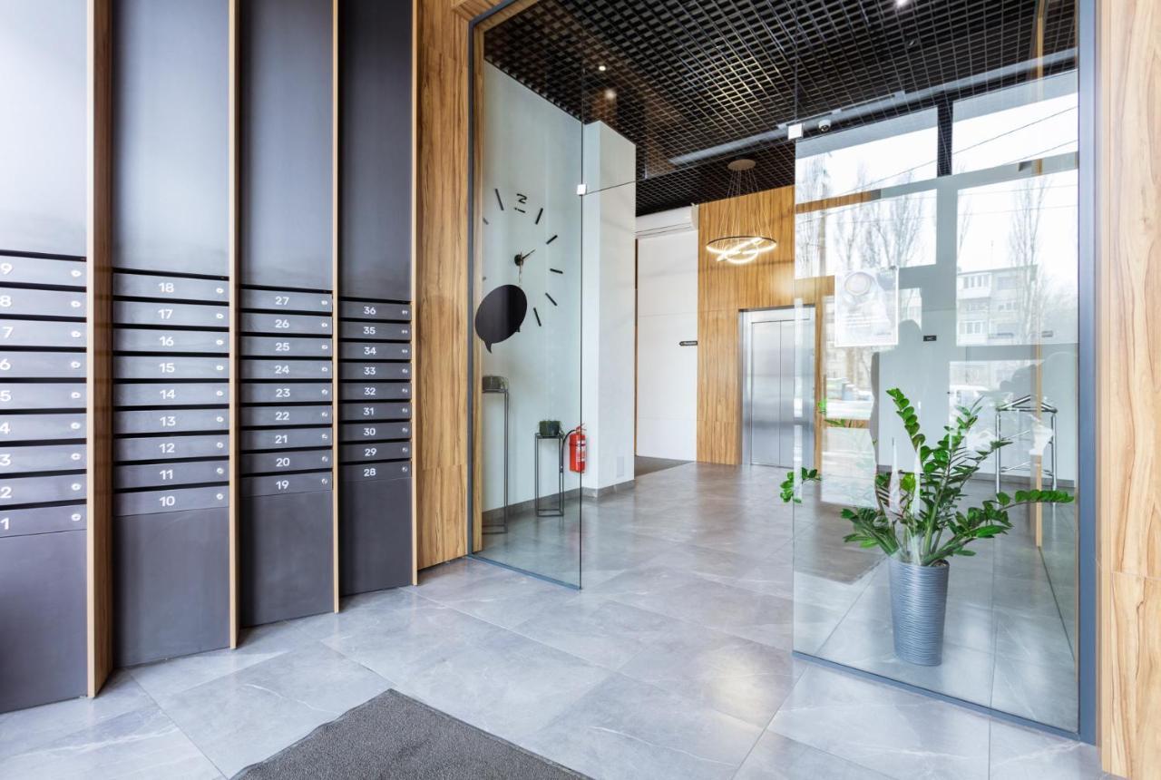 Nyvky Like Home - Studio - Apt 35 Kiev Exteriör bild