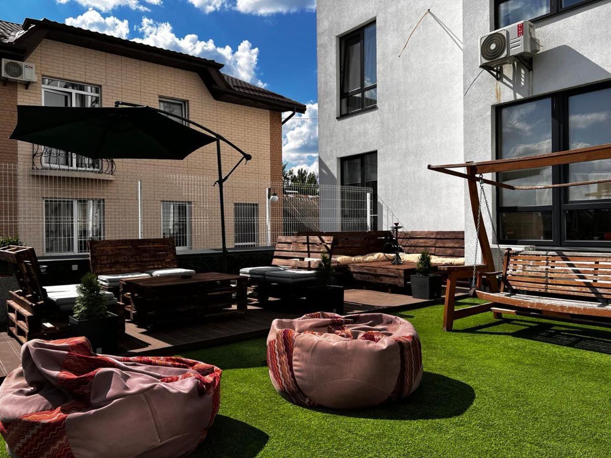 Nyvky Like Home - Studio - Apt 35 Kiev Exteriör bild