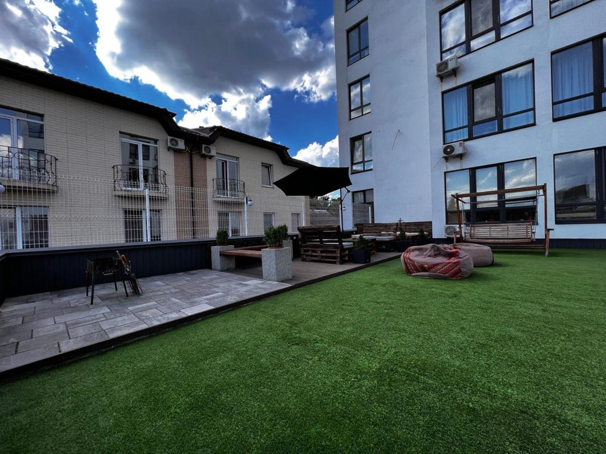 Nyvky Like Home - Studio - Apt 35 Kiev Exteriör bild